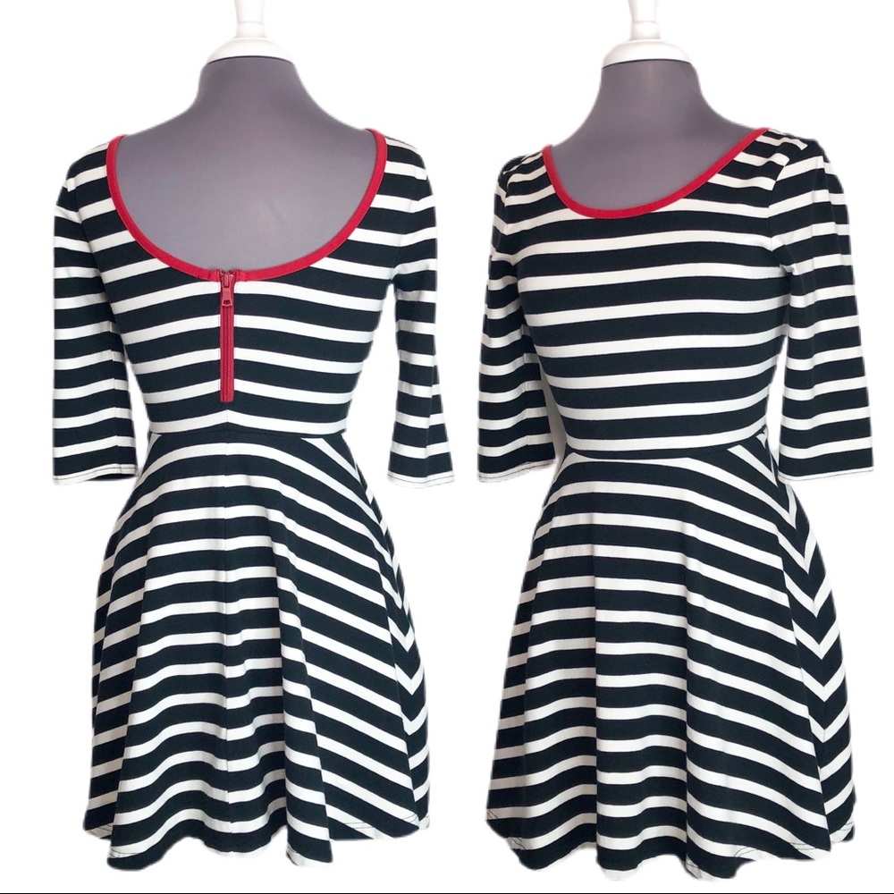 Express Babydoll 3/4 Sleeve Low Back Black & White Striped Dress & Red Trim Sz S
